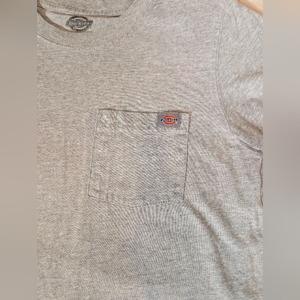 SALE -- Dickies Grey Pocket Tee, Size Medium - Picture 4 of 5